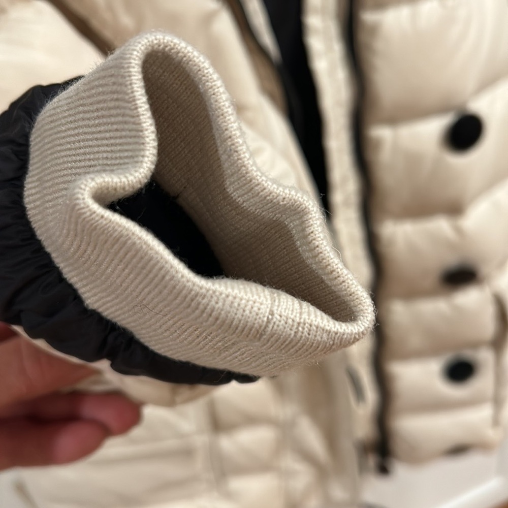 Moncler woman's jacket size 2 - Picture 9 of 16